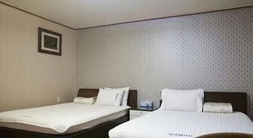 Beach Motel Busan Hotel
